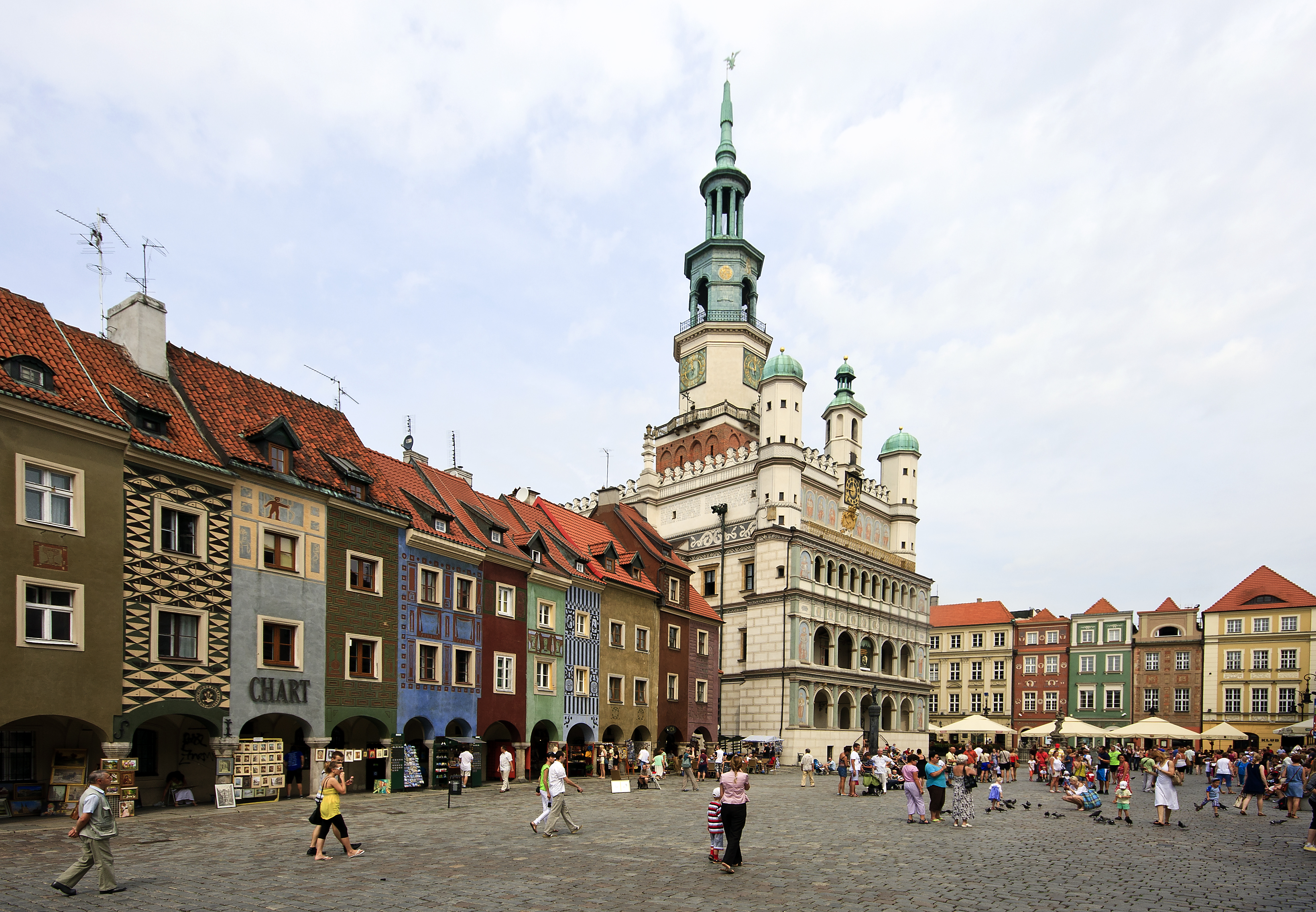 Skanska kupuje dworzec w Poznaniu. Będzie biurowiec